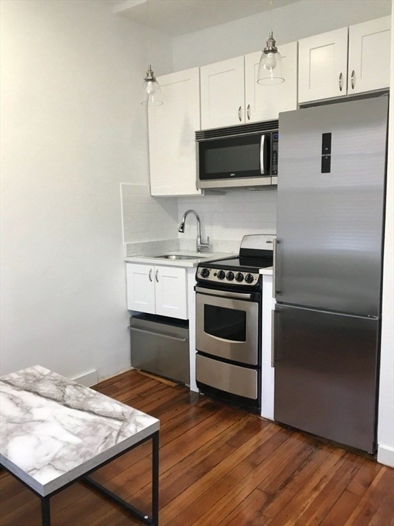 1620 Beacon Street, Unit 3 Brookline, MA 02446 - Photo 4 of 7