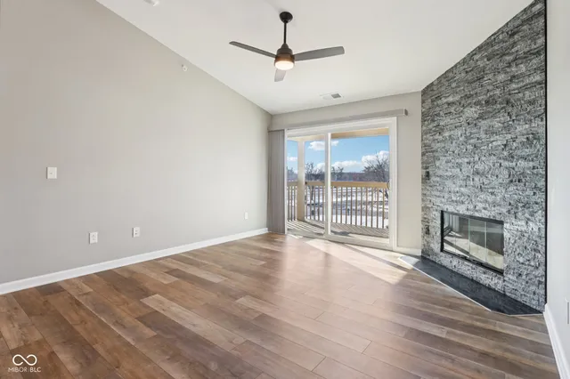 $279,900 | 12515 Timber Creek Drive, Unit 11, Carmel, IN 46032