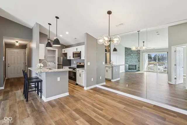 $279,900 | 12515 Timber Creek Drive, Unit 11, Carmel, IN 46032