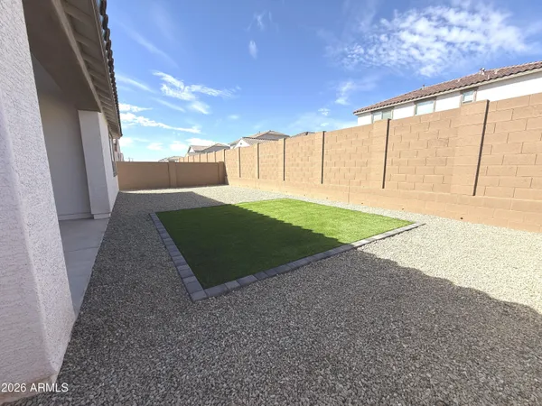 $2,295 | 14818 West Gray Fox Trail, Surprise, AZ 85387