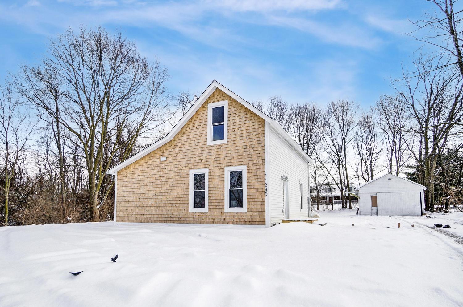 11240 Milnor Road Pickerington, OH 43147 - Photo 3 of 29 Gallery Image 3