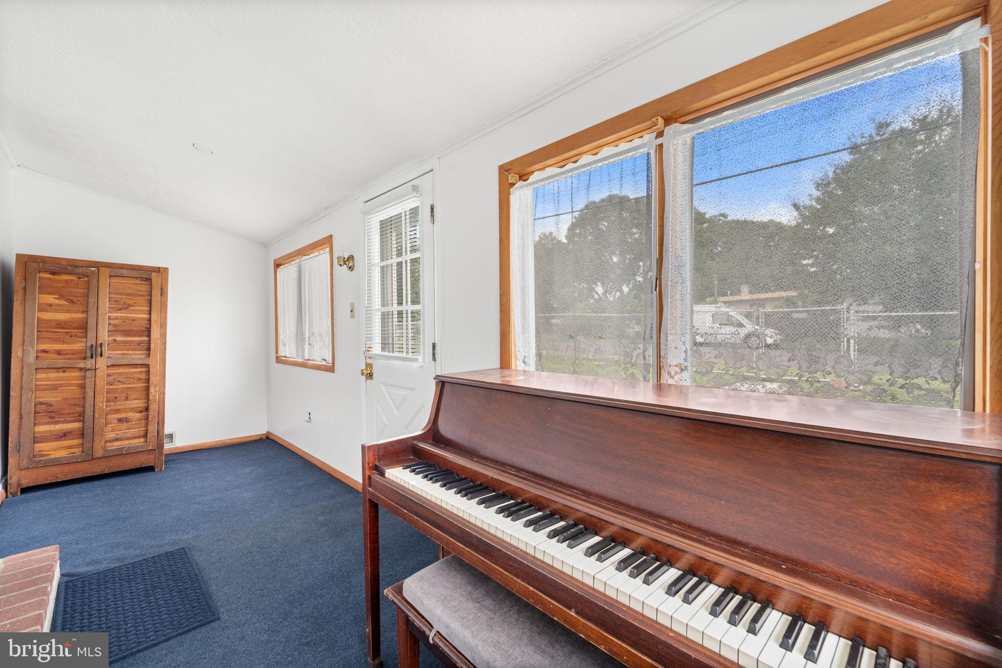 324 Ogden Station Road Wenonah, NJ 08090 - Photo 5 of 23 Enclosed Front Porch