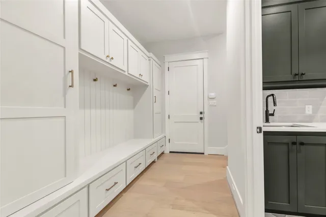 $1,099,000 | 10170 Hidden Trail, Chappell Hill, TX 77426