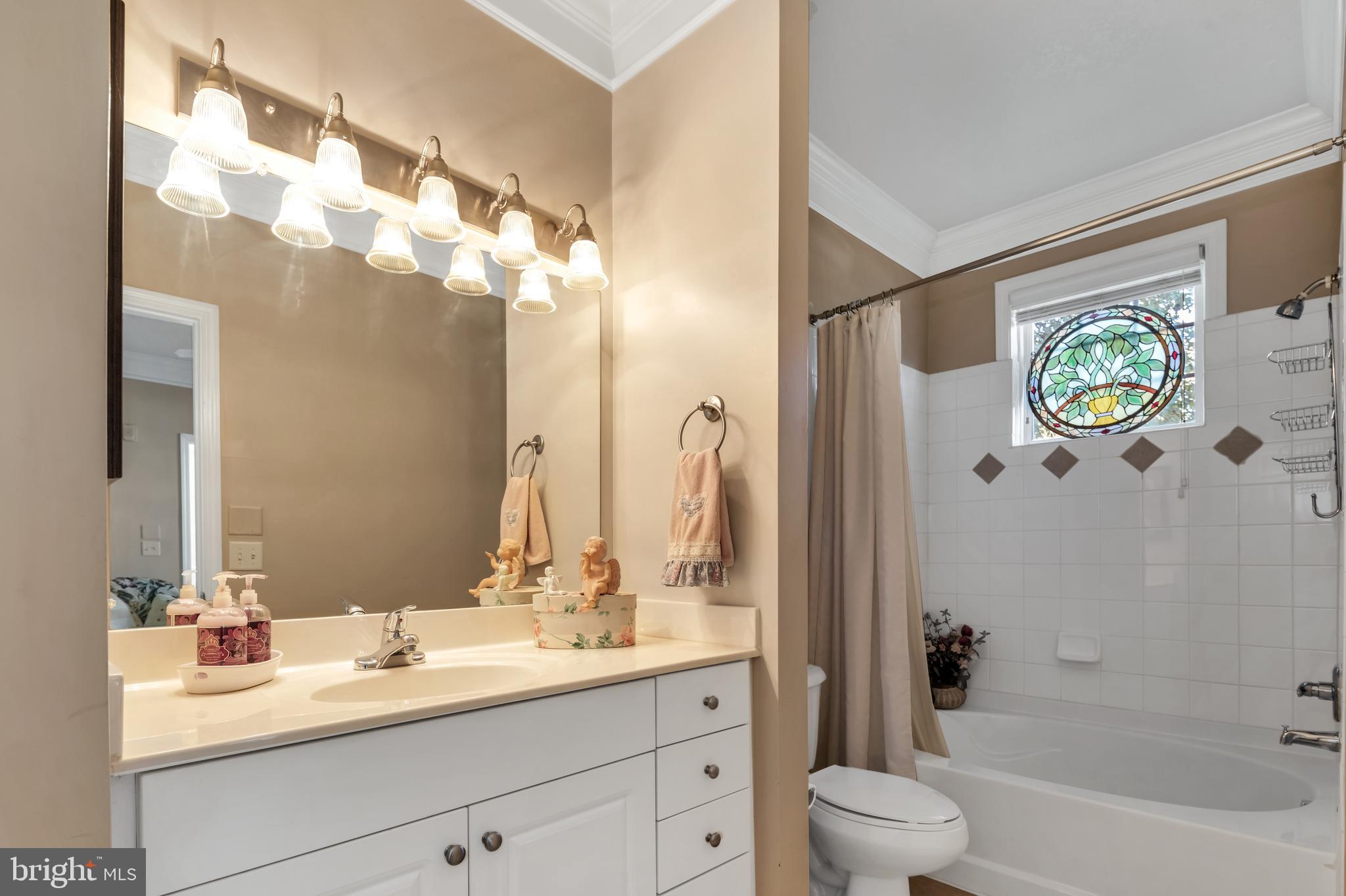 501 Sunset View Terrace Southeast, Unit 101 Leesburg, VA 20175 - Photo 15 of 31