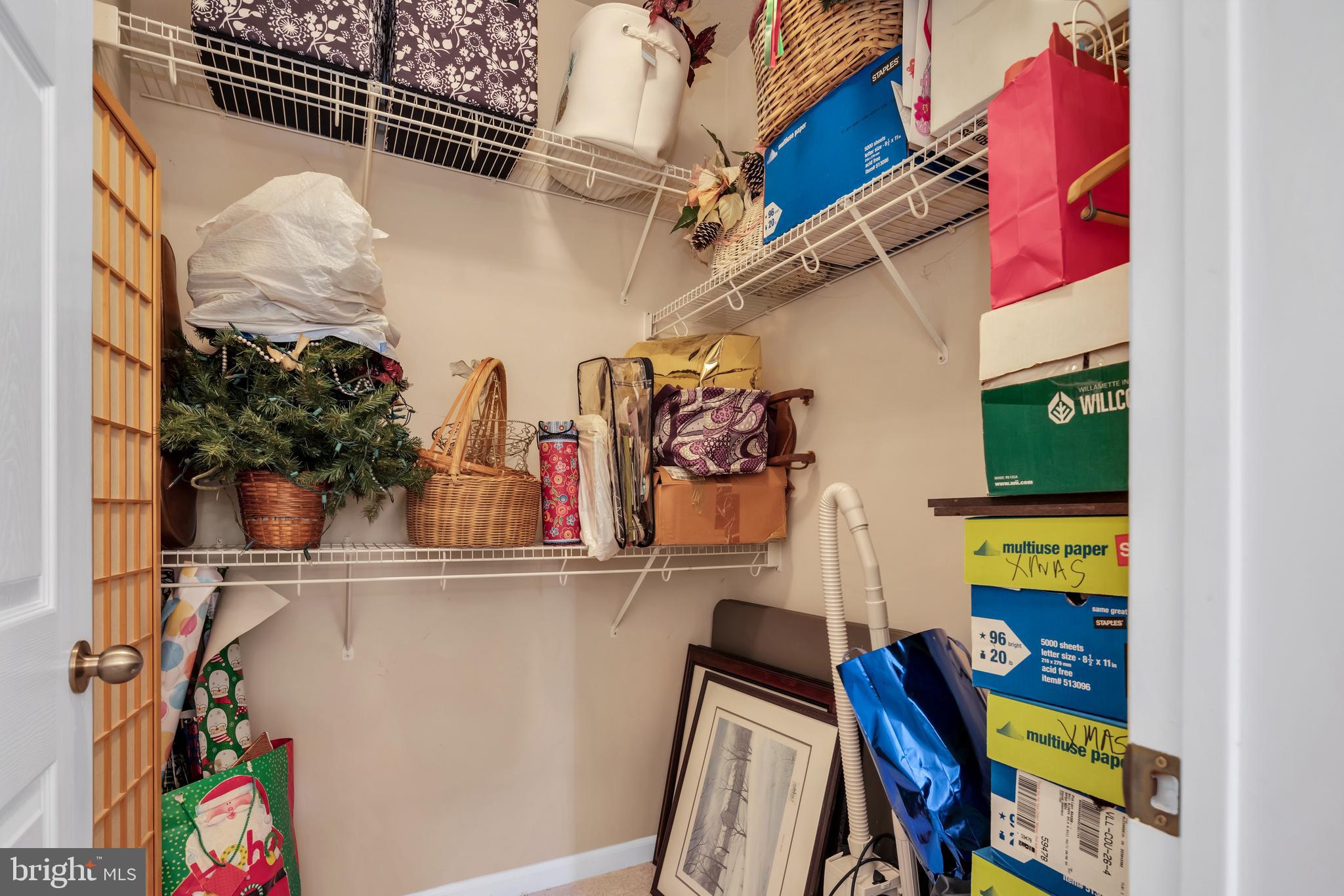 501 Sunset View Terrace Southeast, Unit 101 Leesburg, VA 20175 - Photo 16 of 31