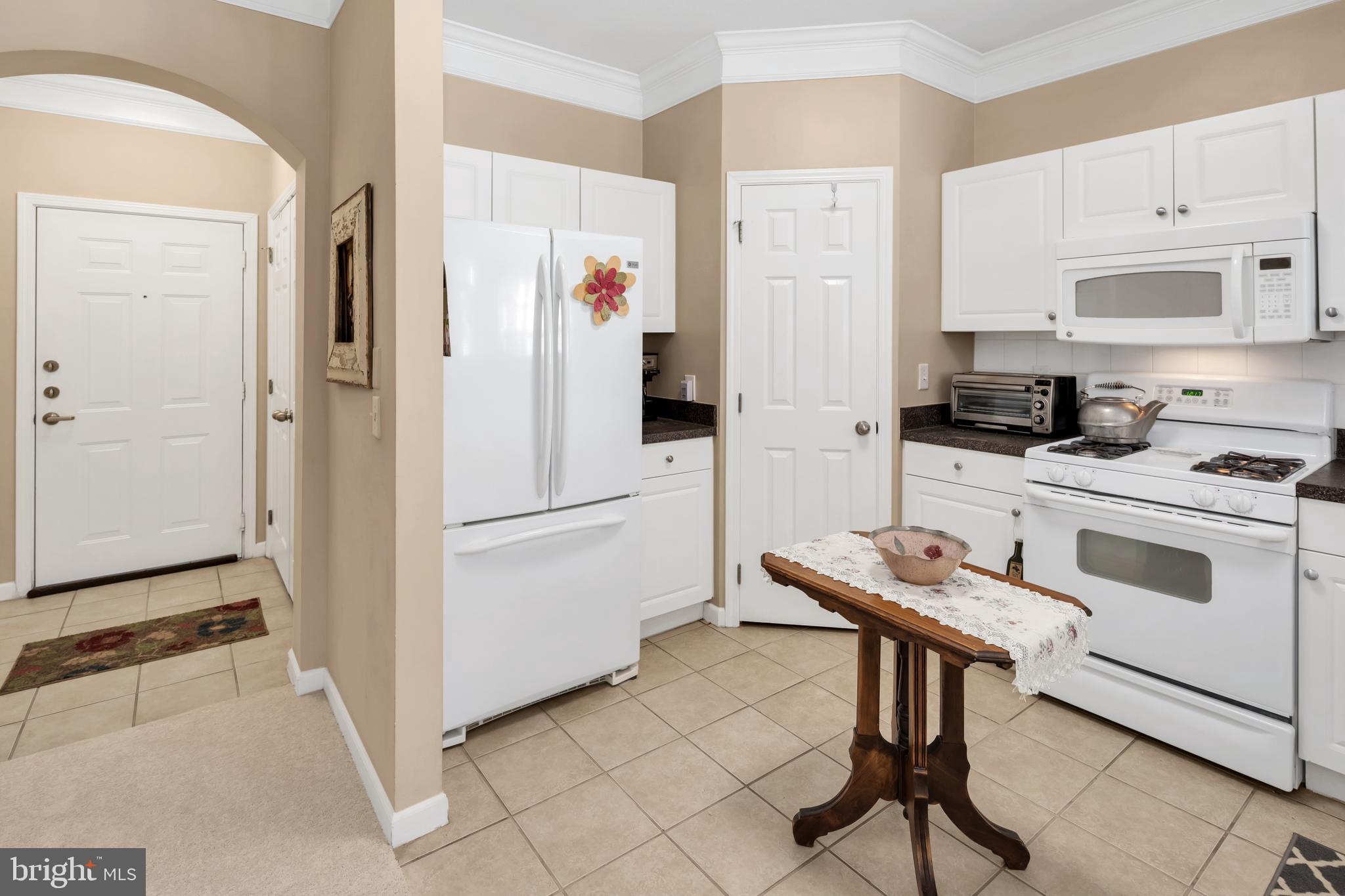 501 Sunset View Terrace Southeast, Unit 101 Leesburg, VA 20175 - Photo 17 of 31