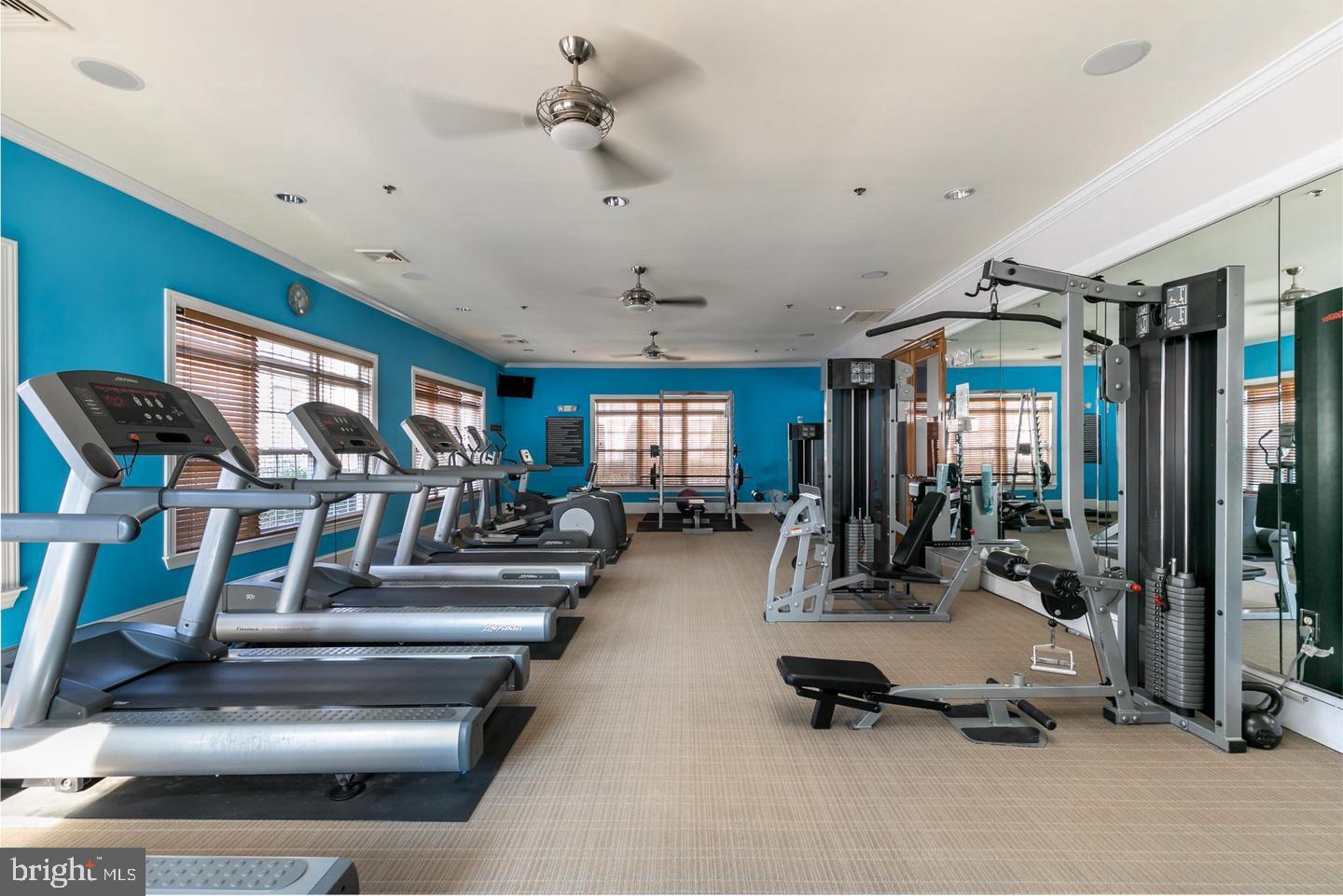 501 Sunset View Terrace Southeast, Unit 101 Leesburg, VA 20175 - Photo 25 of 31 Fitness room