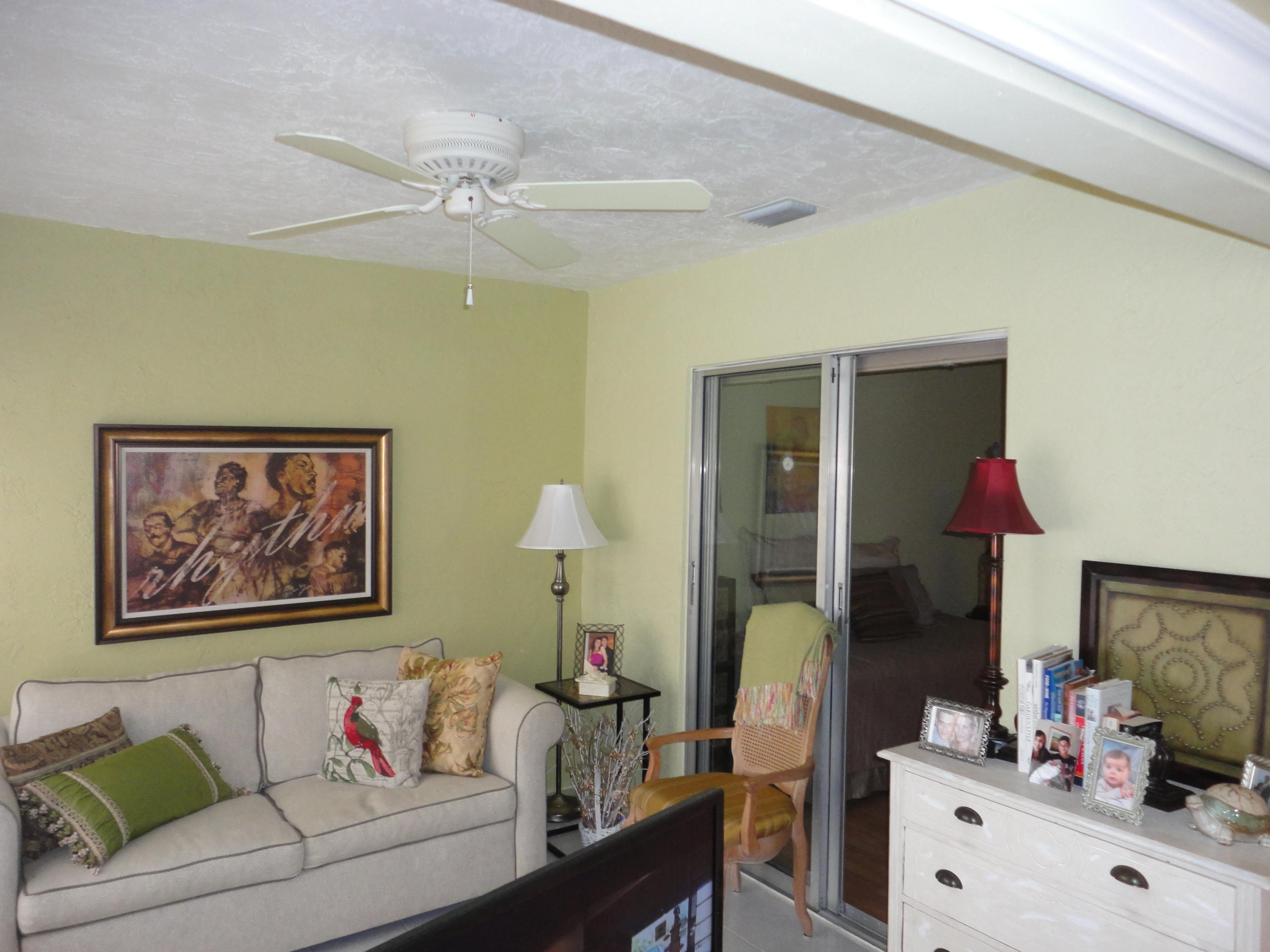 8133 Springtree Road, Unit C Boca Raton, FL 33496 - Photo 12 of 35 FL Room/Patio