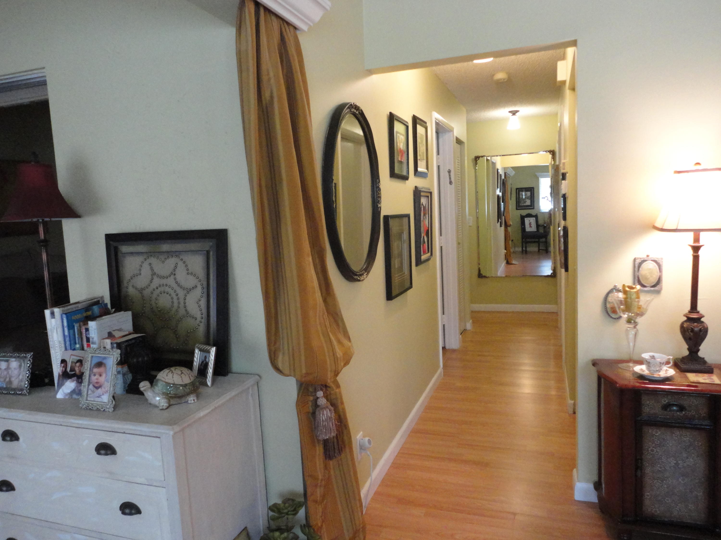 8133 Springtree Road, Unit C Boca Raton, FL 33496 - Photo 13 of 35 Hallway to bedrooms