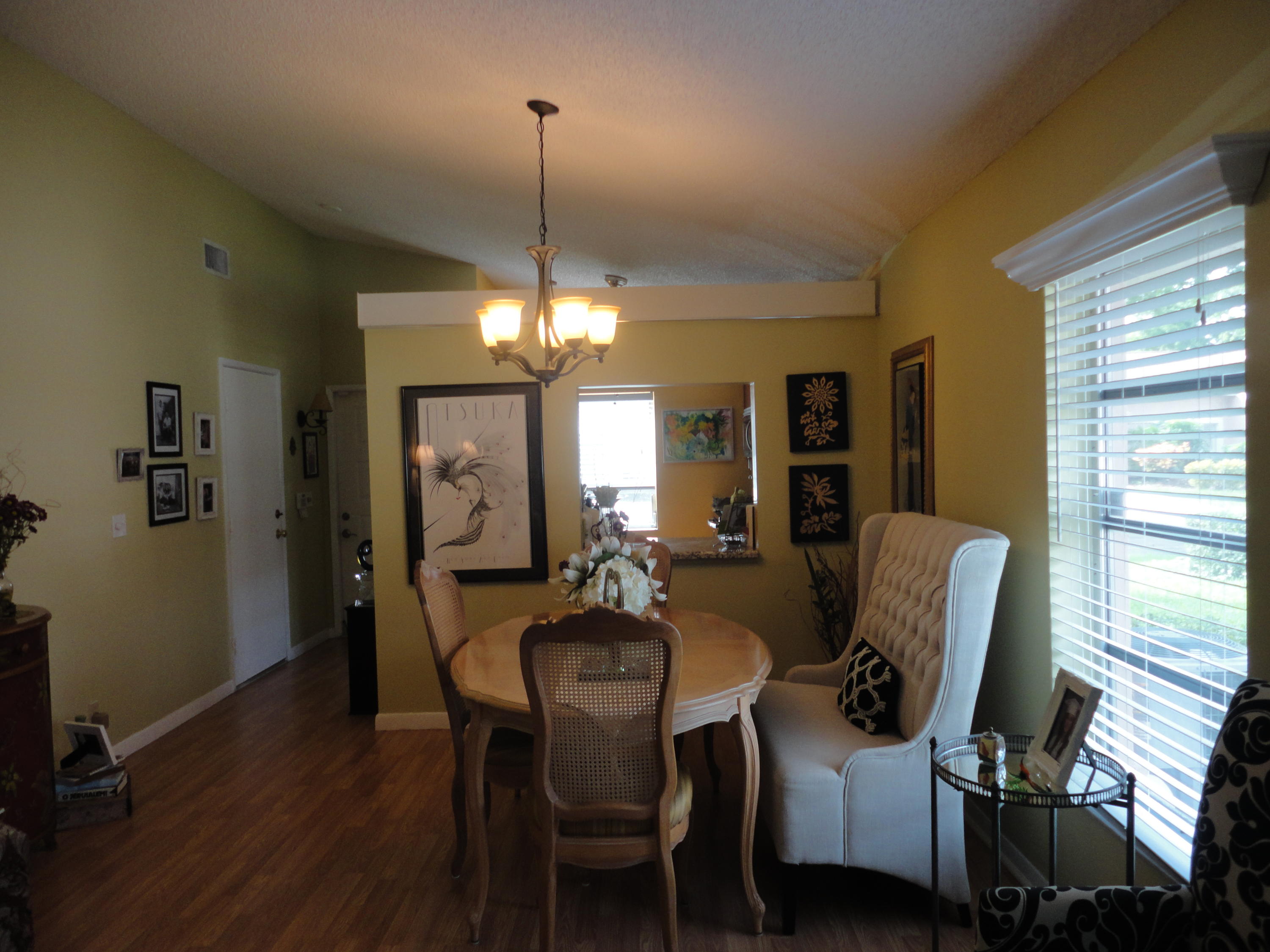 8133 Springtree Road, Unit C Boca Raton, FL 33496 - Photo 6 of 35 Dining Room
