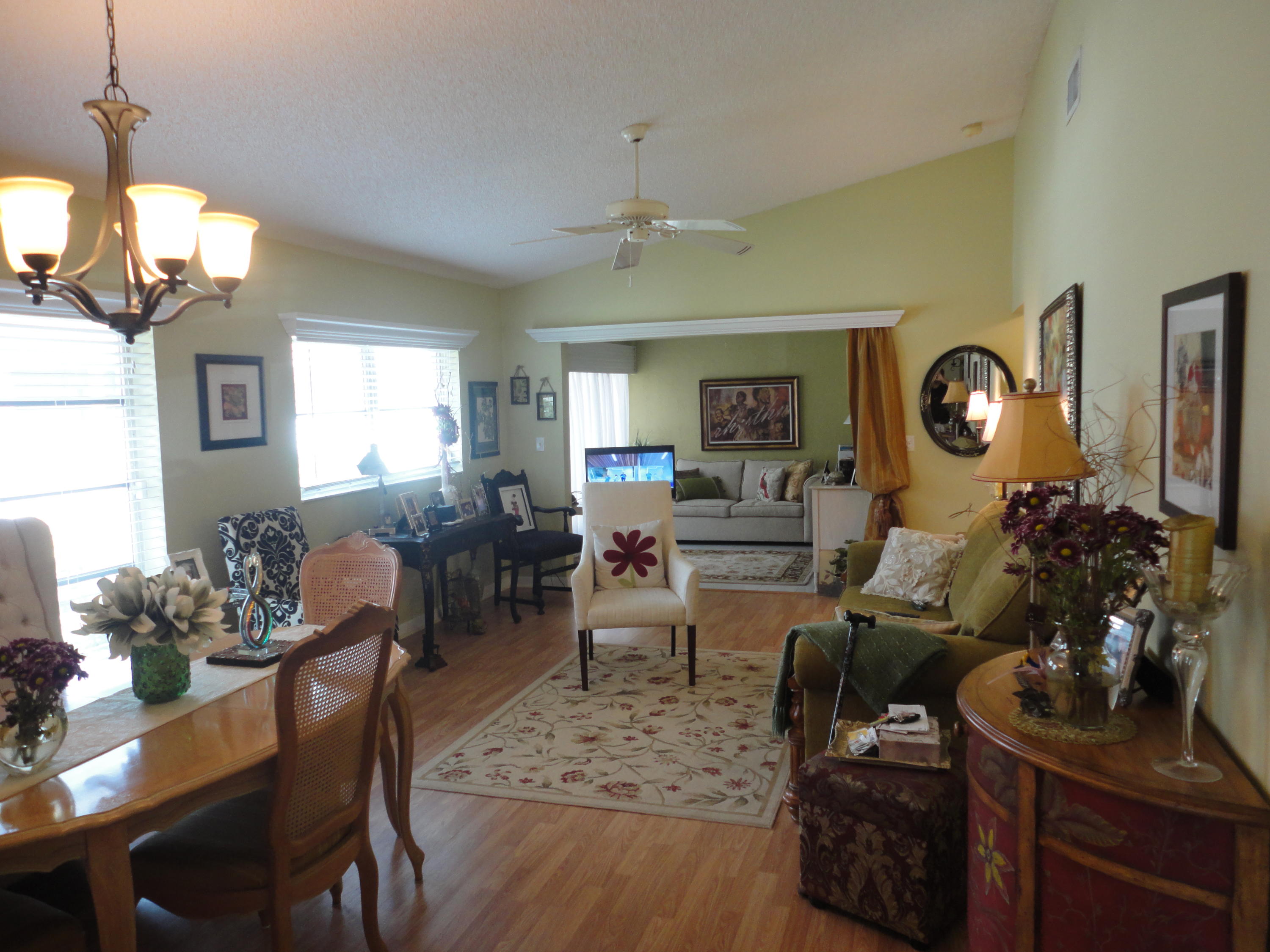 8133 Springtree Road, Unit C Boca Raton, FL 33496 - Photo 10 of 35 View DR/LR/FL Room