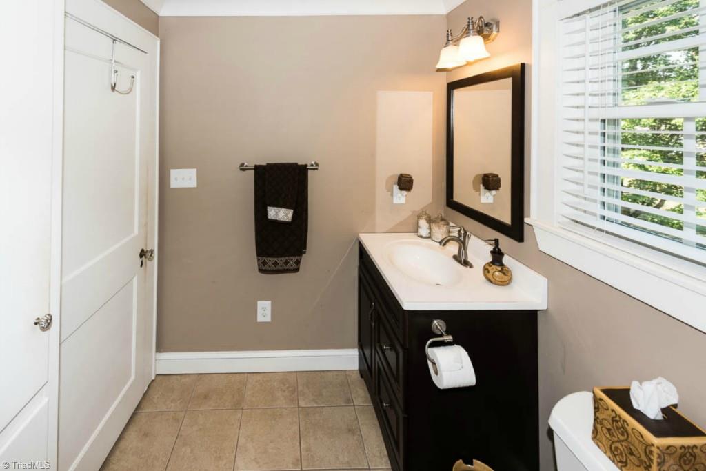 1811 Farmington Road Mocksville, NC 27028 - Photo 11 of 30 Gallery Image 11
