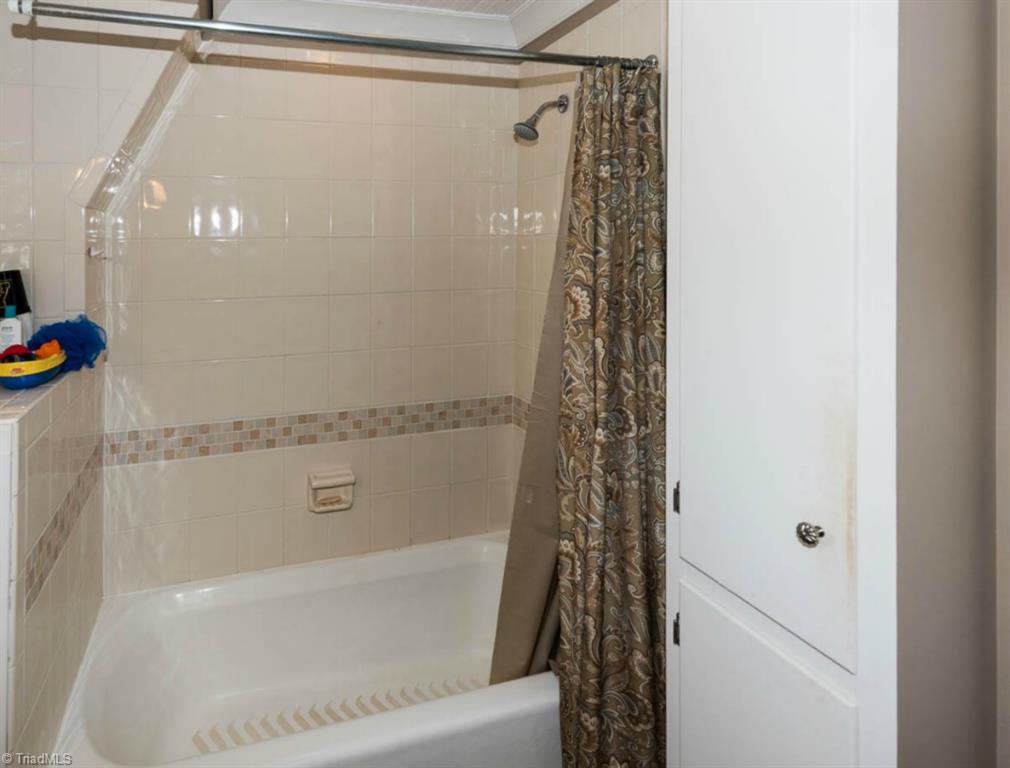 1811 Farmington Road Mocksville, NC 27028 - Photo 12 of 30 Gallery Image 12