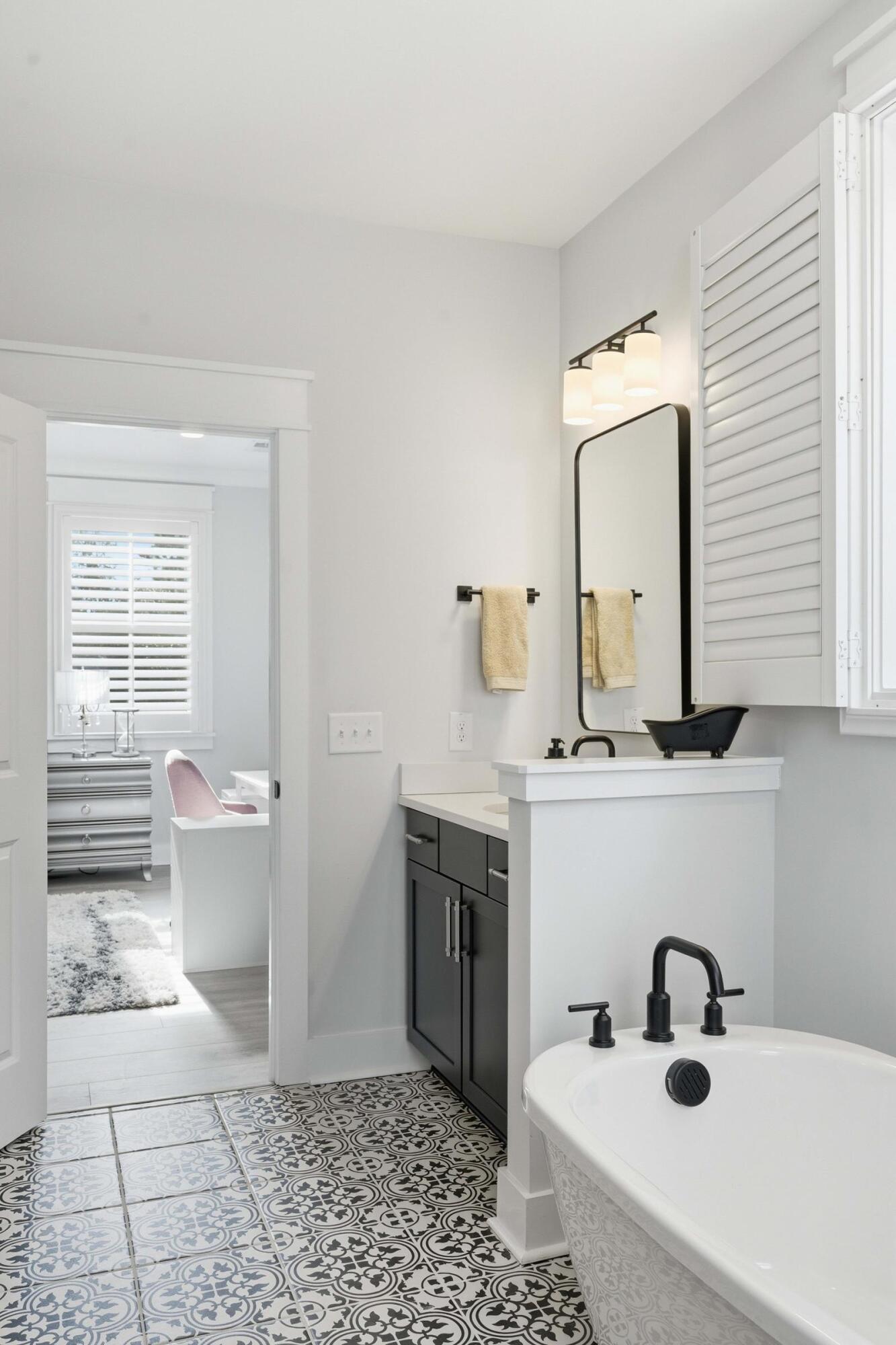 1081 Capersview Court Awendaw, SC 29429 - Photo 26 of 41 24