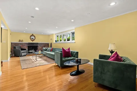 $1,500,000 | 44 Windemere Road, Wellesley, MA 02481