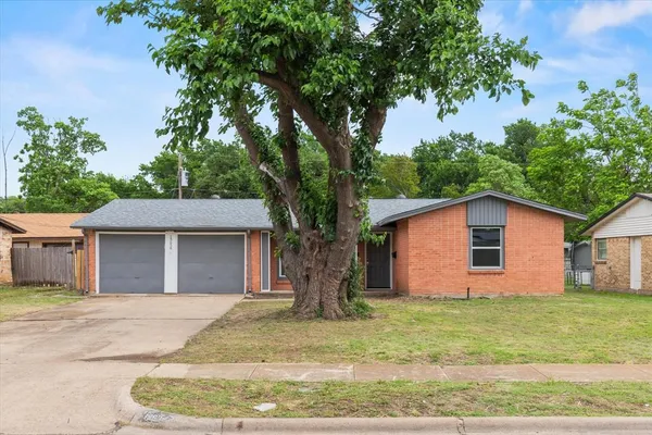 $365,000 | 13634 Pyramid Drive, Farmers Branch, TX 75234