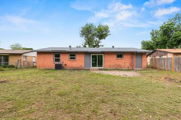 $365,000 | 13634 Pyramid Drive, Farmers Branch, TX 75234