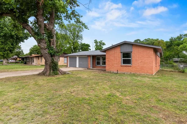 $365,000 | 13634 Pyramid Drive, Farmers Branch, TX 75234