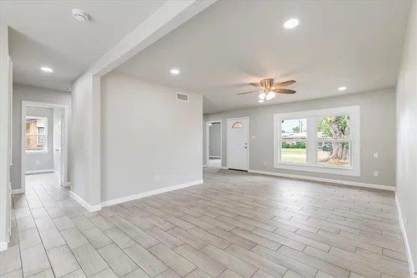 $365,000 | 13634 Pyramid Drive, Farmers Branch, TX 75234