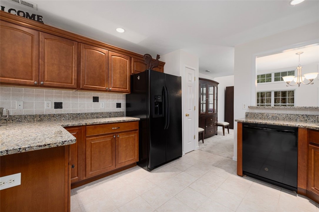 12 Silver Pines Boulevard, Unit 12 North Smithfield, RI 02876 - Photo 8 of 32