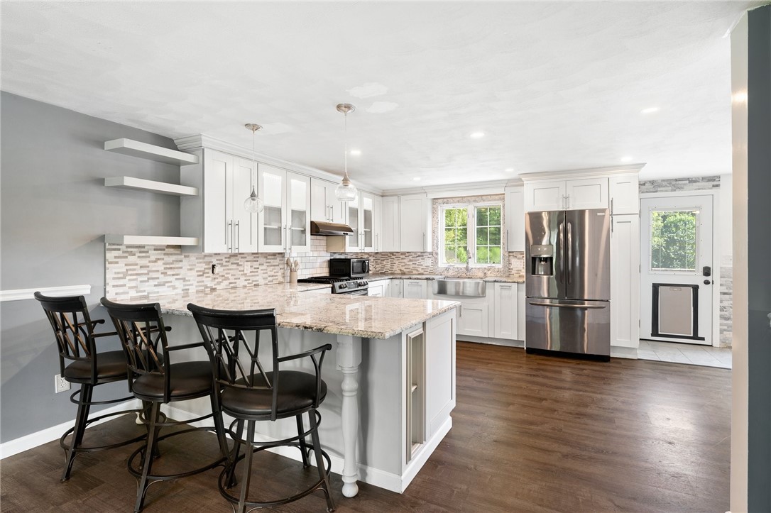 75 Finn Road Burrillville, RI 02859 - Photo 4 of 18