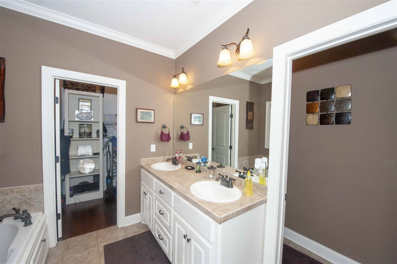 403 Springhill Point Brandon, MS 39047 - Photo 16 of 23 Photo 16
