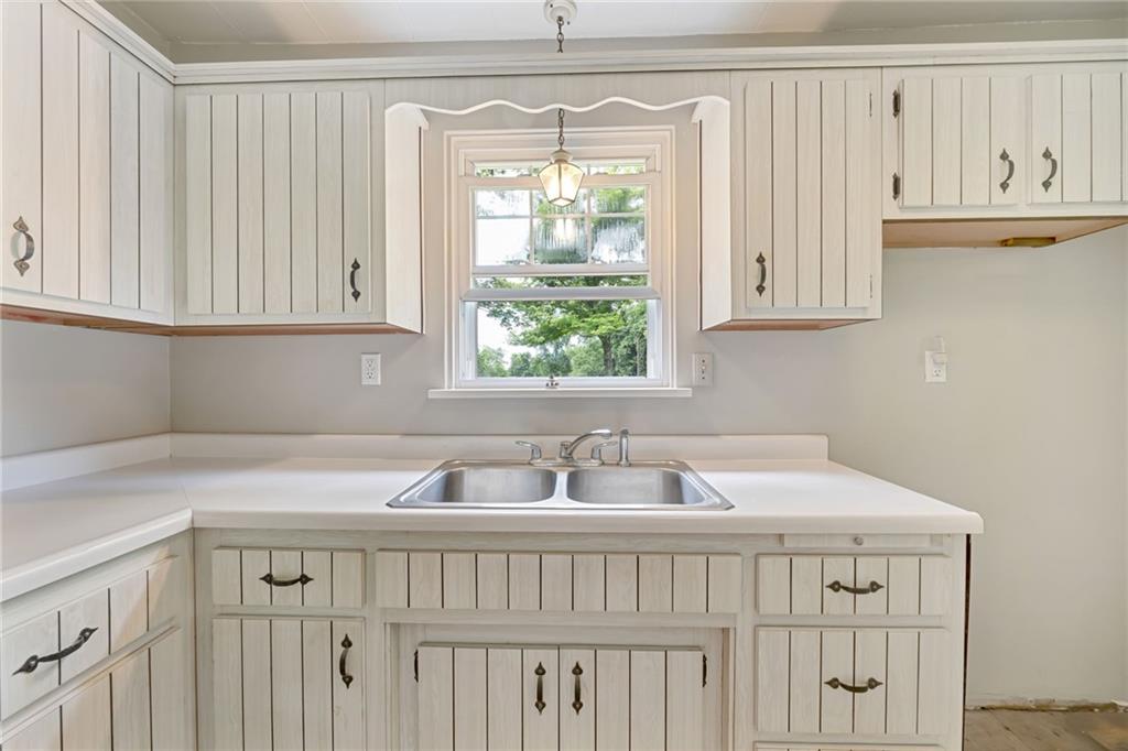242 Kusch Road Scenery Hill, PA 15360 - Photo 6 of 25 Gallery Image 6