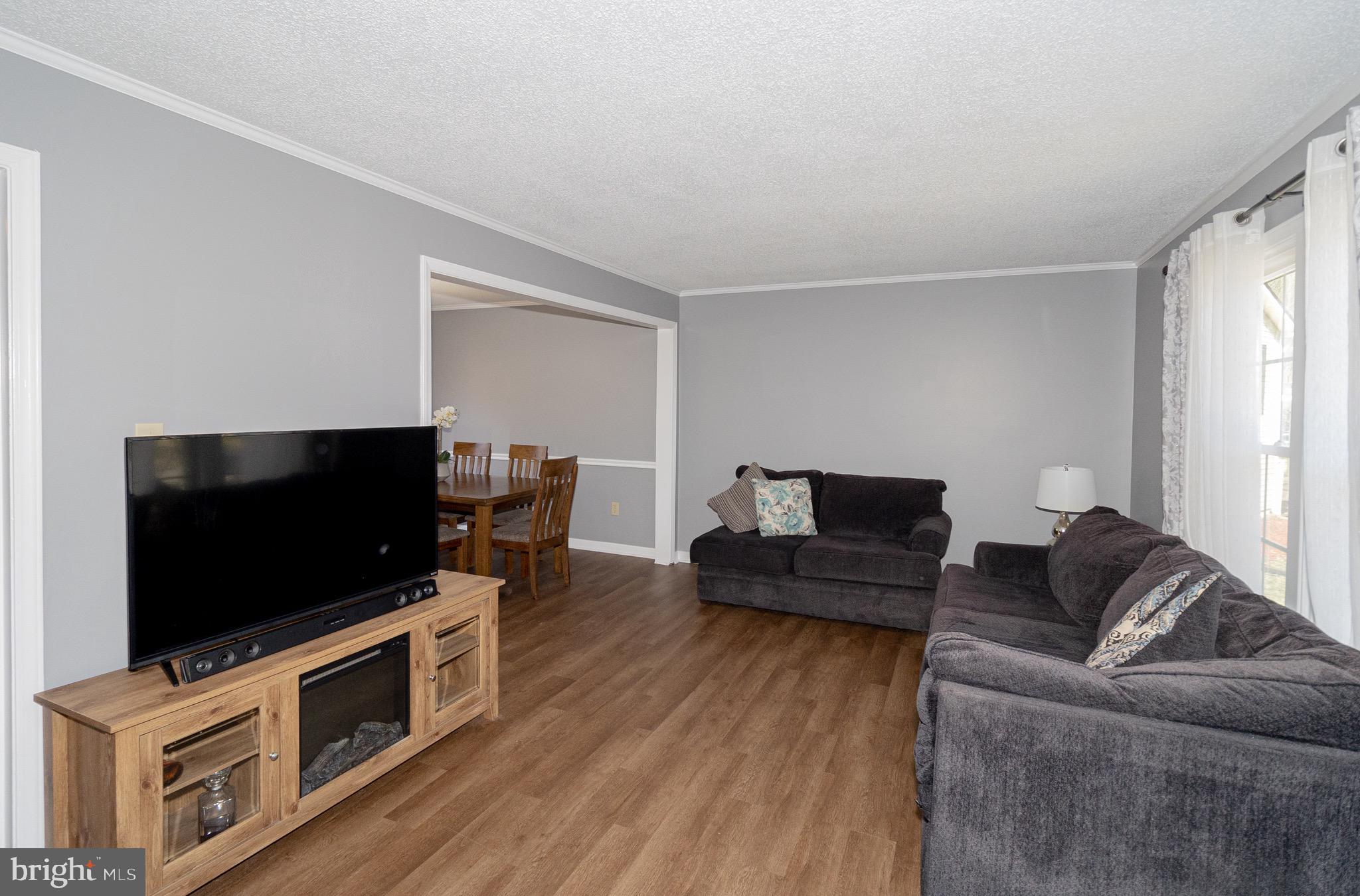 8200 Joshua Court Laurel, MD 20708 - Photo 4 of 37 Gallery Image 4