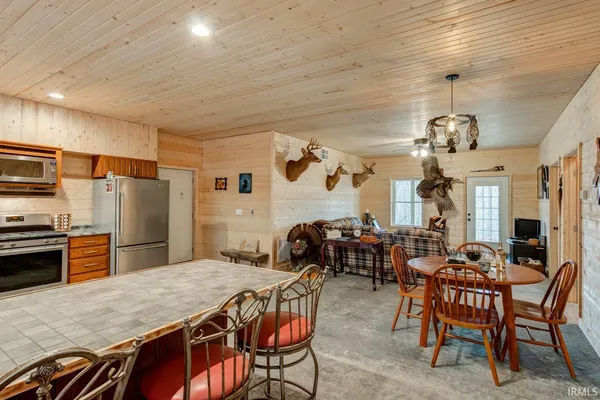 $525,000 | 3890 South County Road 1000 West, French Lick, IN 47432