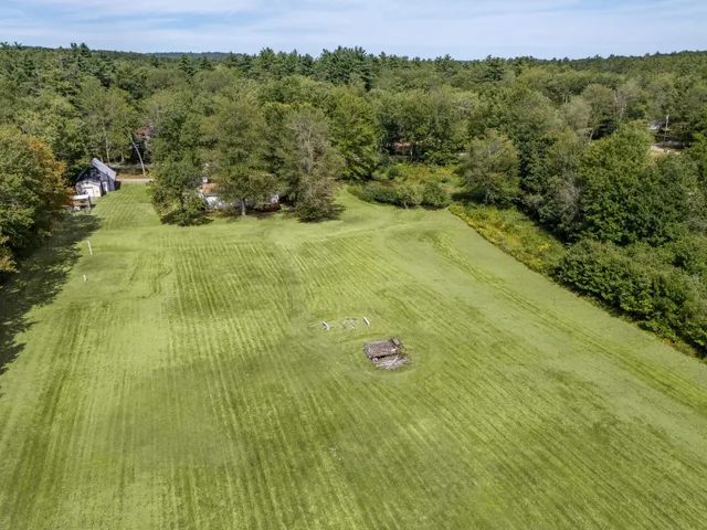 $489,000 | 395 Greenhill Road, Barrington, NH 03825