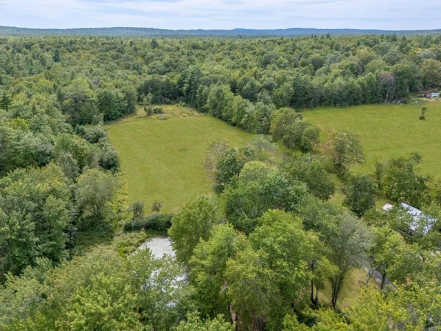 $489,000 | 395 Greenhill Road, Barrington, NH 03825