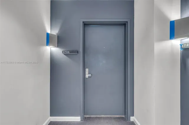 $905,000 | 325 South Biscayne Boulevard, Unit 3726, Miami, FL 33131