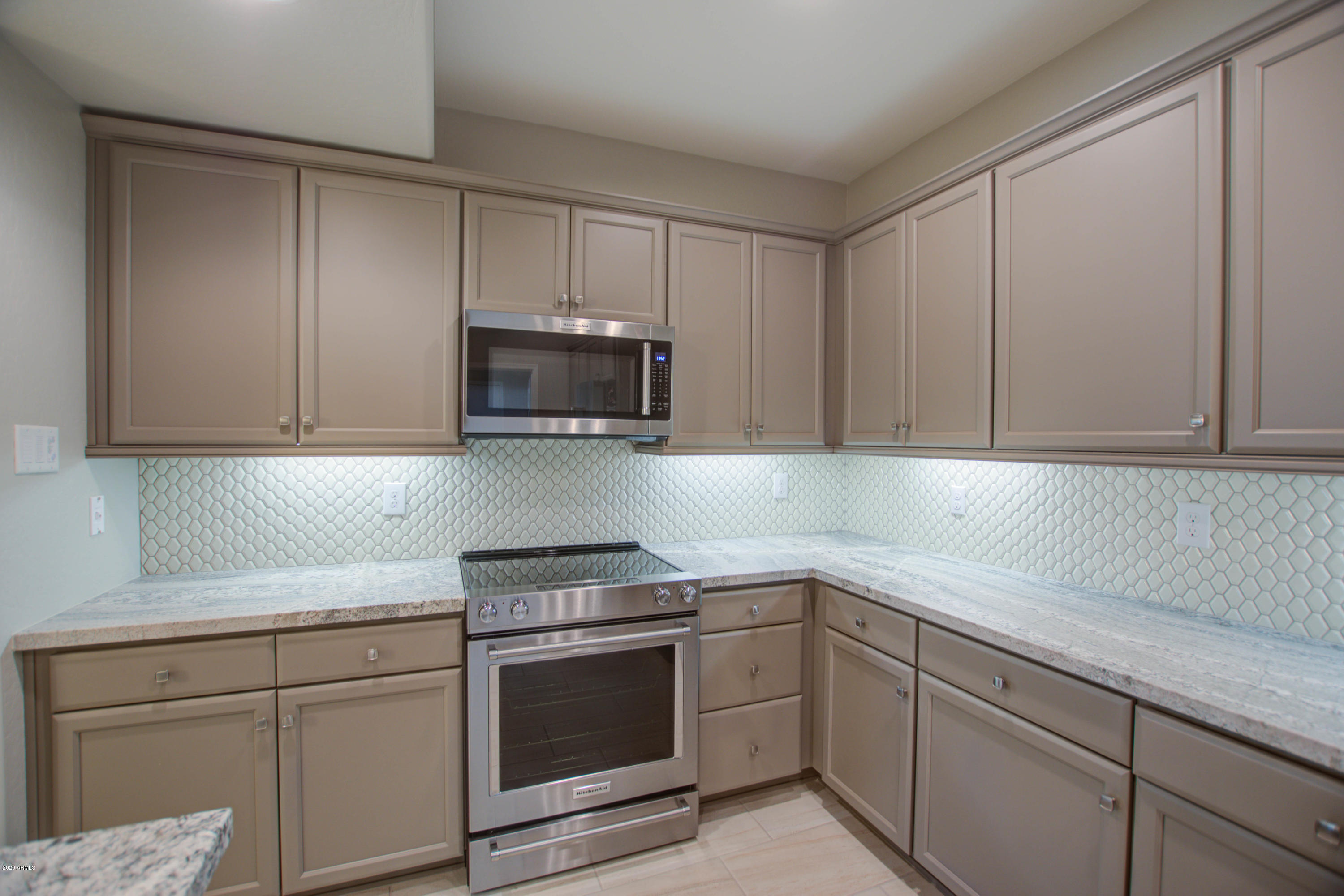 3935 East Rough Rider Road, Unit 1372 Phoenix, AZ 85050 - Photo 17 of 73 Kitchen 4