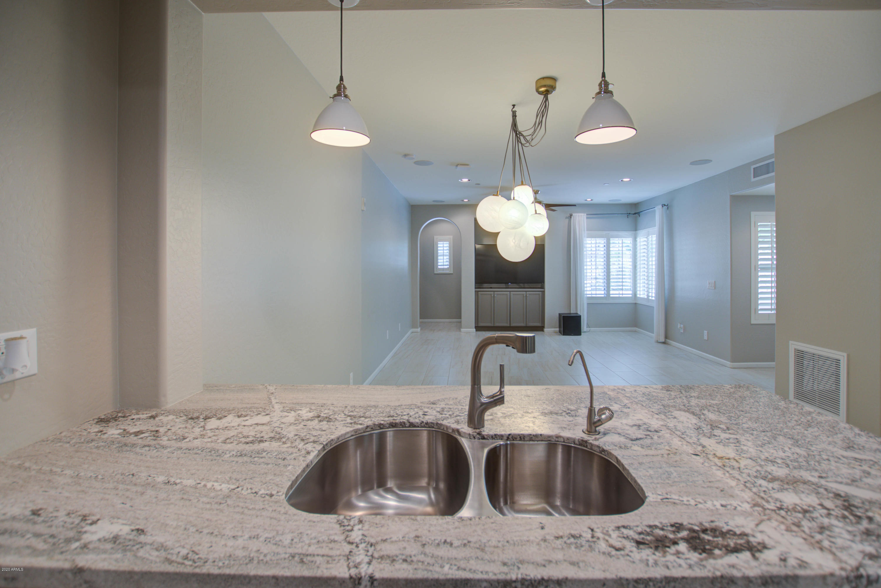 3935 East Rough Rider Road, Unit 1372 Phoenix, AZ 85050 - Photo 18 of 73 Kitchen 5
