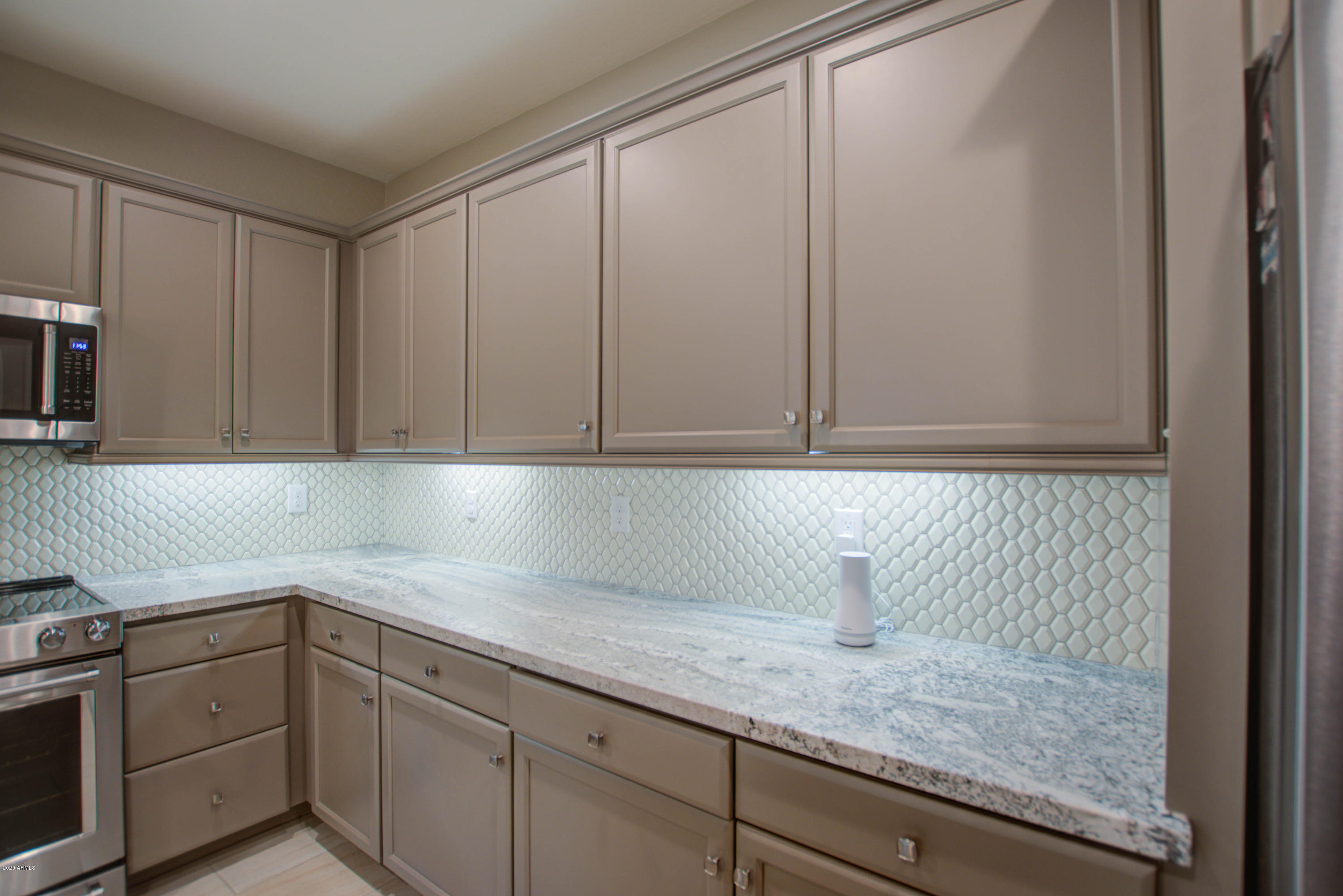3935 East Rough Rider Road, Unit 1372 Phoenix, AZ 85050 - Photo 21 of 73 Kitchen 8