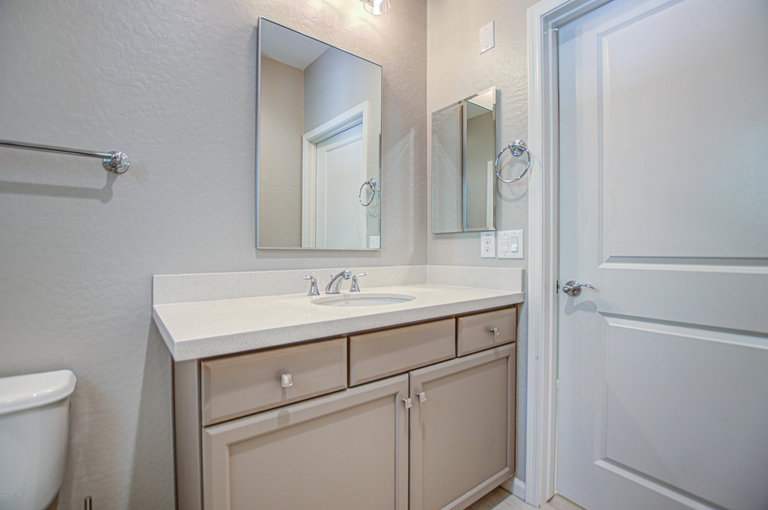 3935 East Rough Rider Road, Unit 1372 Phoenix, AZ 85050 - Photo 37 of 73 Bathroom 2-pic 3