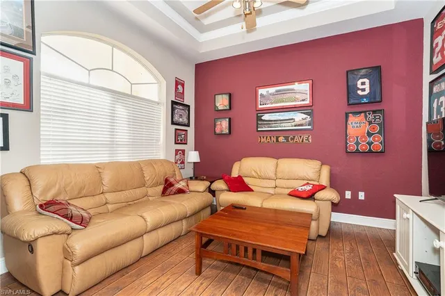 $529,000 | 118 Abercrombie Avenue, Englewood, FL 34223