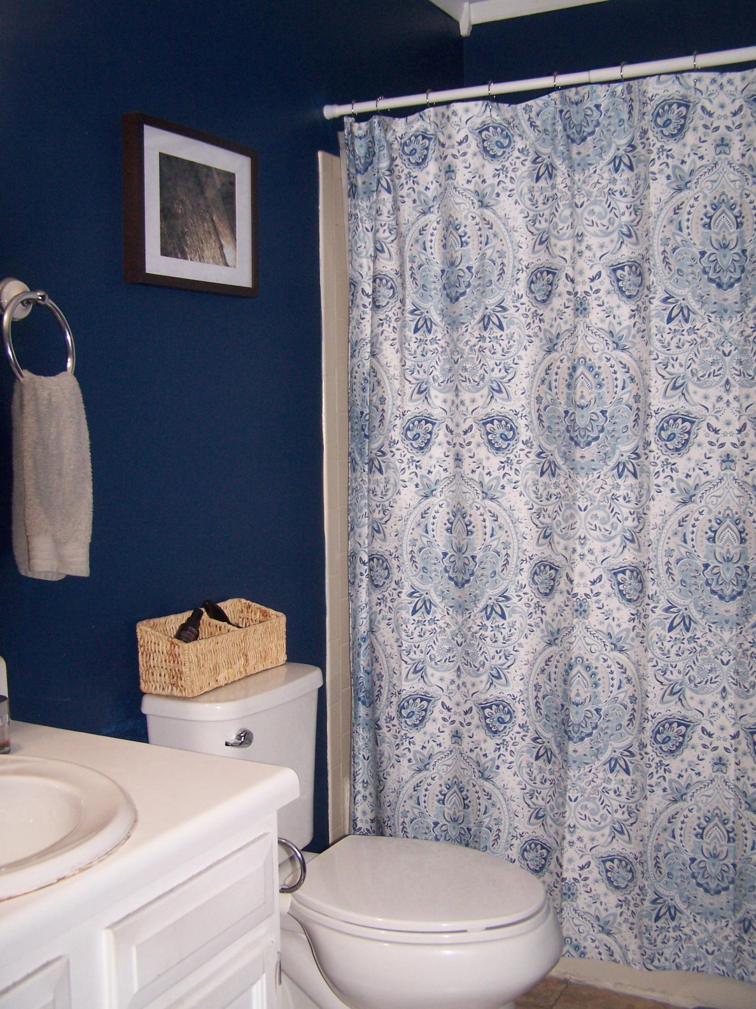 5341 Starkey Road Roanoke, VA 24018 - Photo 19 of 39 Full Hall Bath