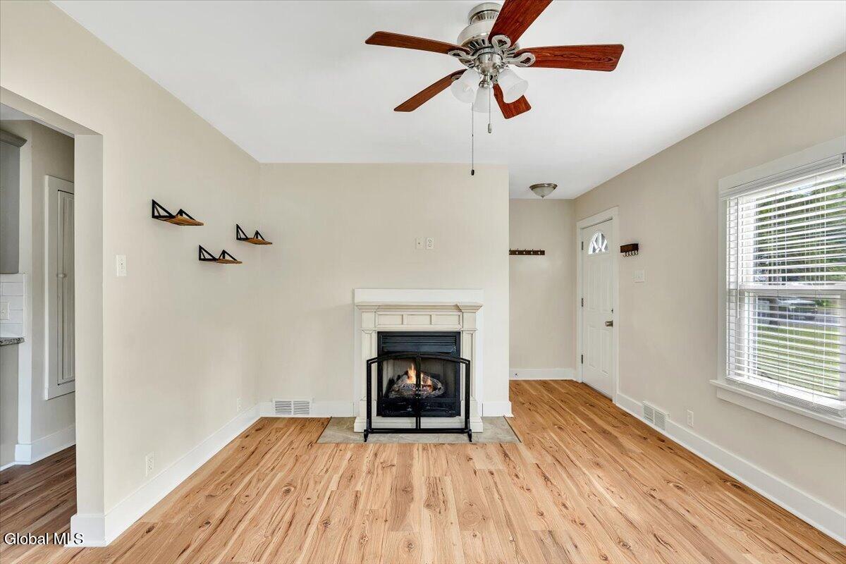 537 Sand Creek Road Colonie, NY 12205 - Photo 9 of 35 11-537 Sand Creek Rd-10