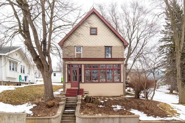 $249,900 | 2030 Jackson Street, New Holstein, WI 53061