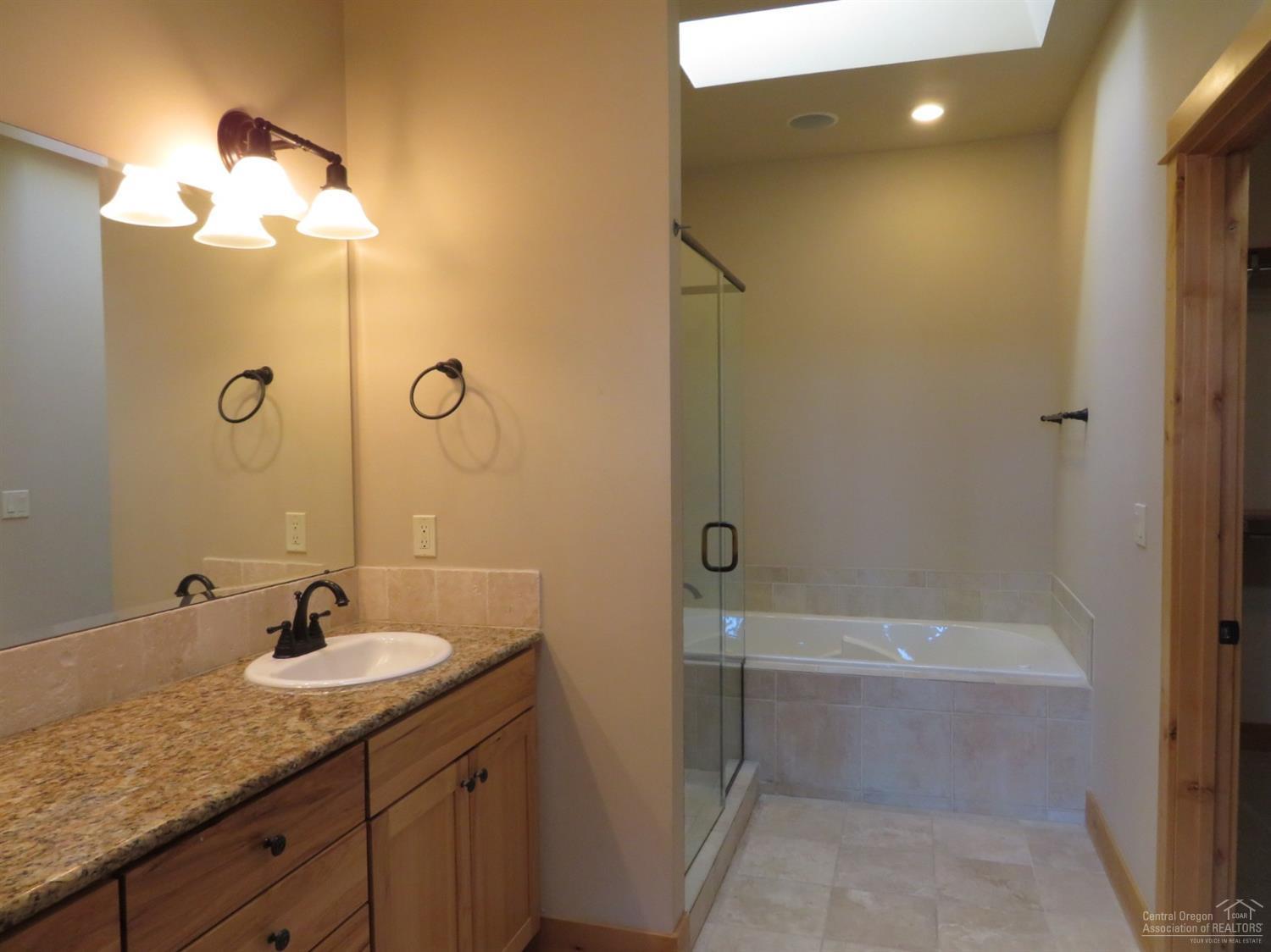 949 Southwest Vantage Point Way Bend, OR 97702 - Photo 23 of 25 Additional Photo