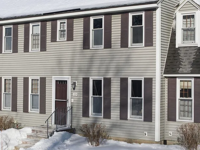 $392,000 | 80 Swan Street, Unit 223, Lowell, MA 01852