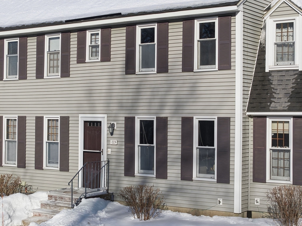 80 Swan Street, Unit 223 Lowell, MA 01852 - Photo 18 of 20 a front view of a house