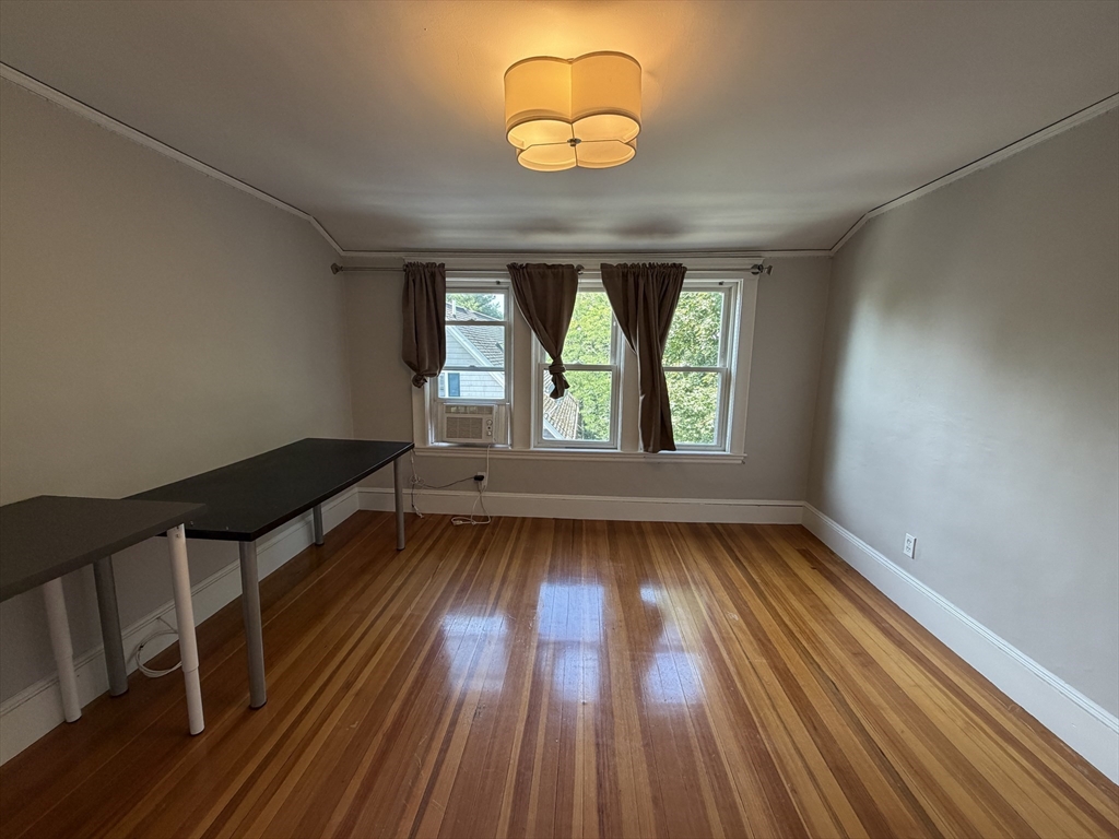 12-14 Warwick Road, Unit 14 Belmont, MA 02478 - Photo 25 of 28 Gallery Image 25