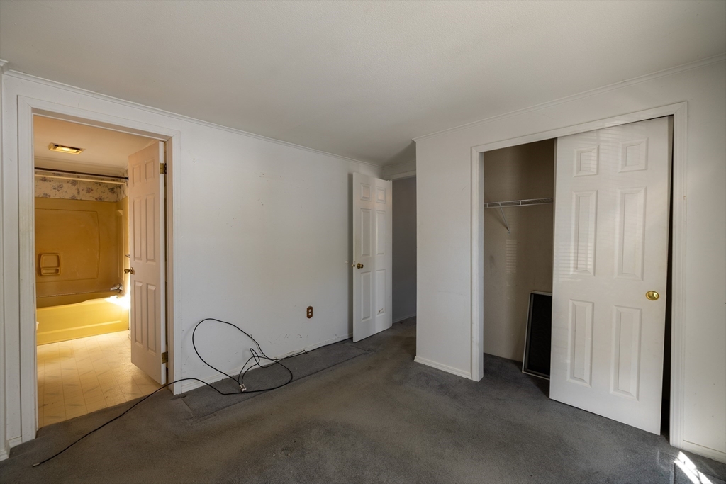 21 Fox Run Brookfield, MA 01506 - Photo 13 of 26