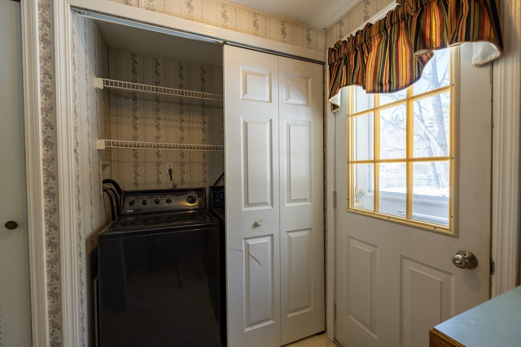 21 Fox Run Brookfield, MA 01506 - Photo 22 of 26