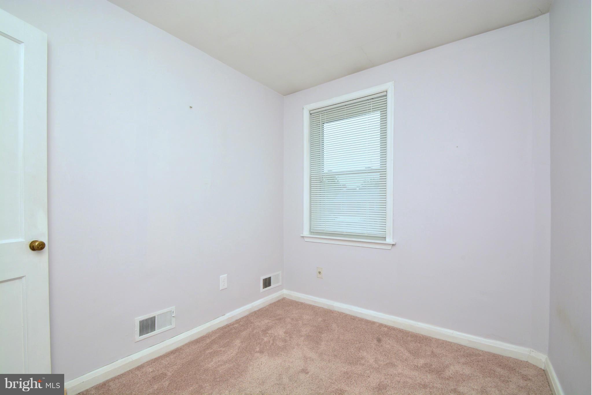 27 Cardinal Road Baltimore, MD 21221 - Photo 10 of 17 Bedroom