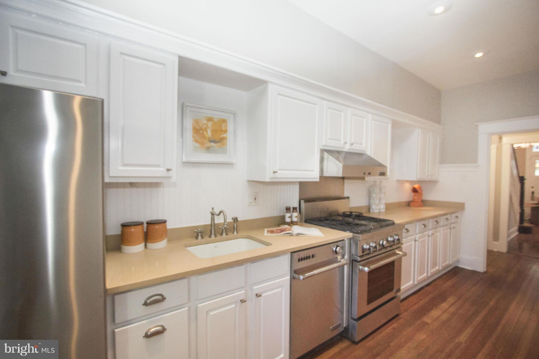 1420 Decatur Street Northwest Washington, DC 20011 - Photo 4 of 28 Kitchen