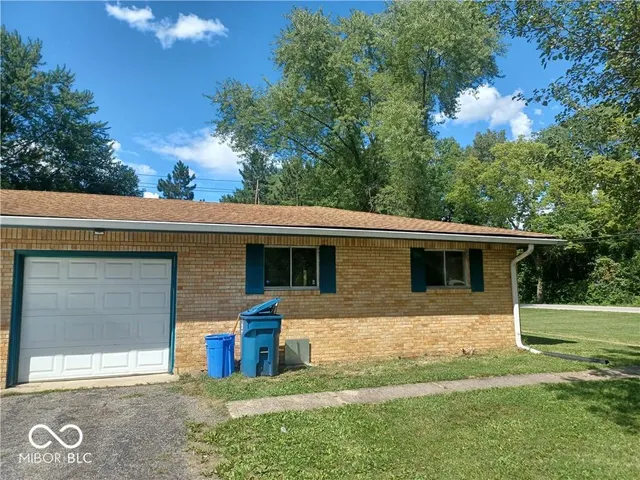 $1,100 | 5890 Cooper Road, Indianapolis, IN 46228