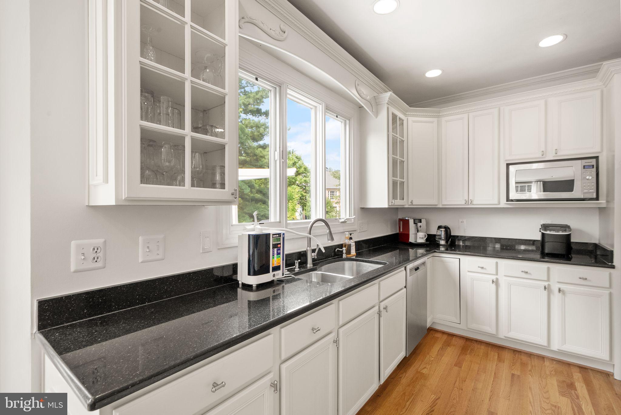 11110 Tommye Lane Reston, VA 20194 - Photo 27 of 76 Gallery Image 27